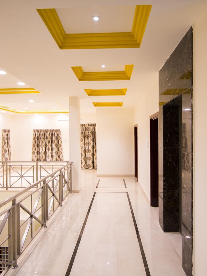 Iris Comfort Inn Chennai Exterior foto